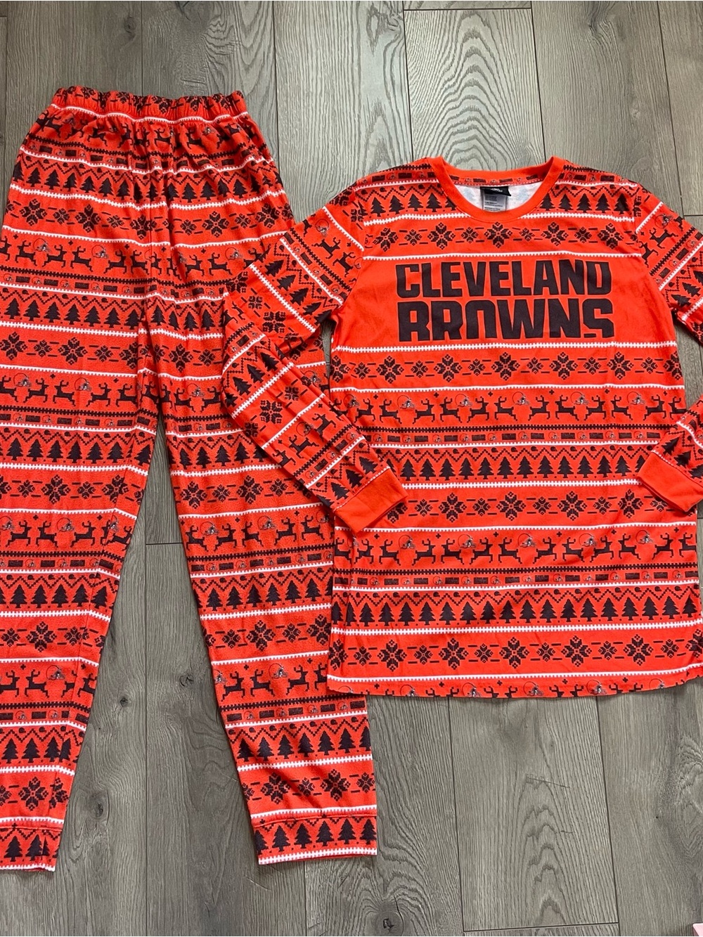 NFL Team Apparel Cleveland Browns Youth XL 18/20 Holiday Christmas Pajama Set